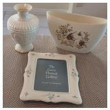 N1 - LENOX VASES & PHOTO FRAME (B134)