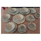 N1 - 18-PIECES LOTUS POPPY TRAIL DISHWARE (B137)