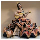 N1 - VINTAGE ITALIAN PORCELAIN FIGURINE (M8)