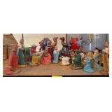J1 - NATIVITY CRECHE FIGURES (G19)