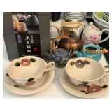 J1 - TEAPOTS, CUPS & SAUCERS (K15)