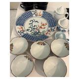 J1 - JAPANESE PORCELAIN PLATE & BOWLS (K2)