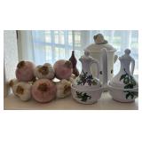 J1 - CERAMIC ONION & GARLIC BRAID, CRUET SET (K24)