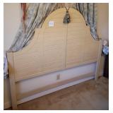 M - QUEEN SIZE HEADBOARD (N82)