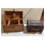M - LOT OF TWO KEEPSAKE BOXES (L35)