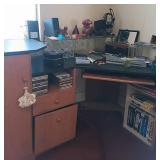 M - CORNER DESK & CONTENTS
