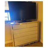 M - FIVE-DRAWER DRESSER, SHARP 50'TV (R18)