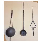 M - LOT OF ANTIQUE COLLECTIBLES (E2)