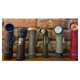 M - MIXED LOT OF FLASHLIGHTS (E52)