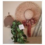 M - WALL DECOR, FAUX PLANT (N91)