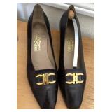 J2 - WOMEN'S FERRAGAMO SHOES SIZE 10.5 (L2)