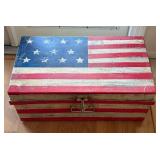 J2 - VINTAGE AMERICAN FLAG PAINTED BOX (D15)