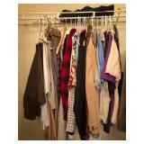 J2 - MIXED LOT OF CLOTHING SIZE L (M35)