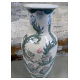 11 - VINTAGE JAPANESE CERAMIC DRAGON VASE (P33)