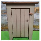 11 - WOODEN  27' 2 SHELF CABINET(P152)