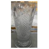 11 - VINTAGE CRYSTAL VASE 18'T (A14)