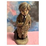 11 - VINTAGE SCULPTURED FIGURINE (L108)