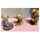 11 - LOT OF THREE FIGURINES (L133)