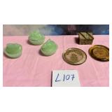 11 - LOT OF VINTAGE COLLECTIBLES (L107)