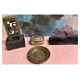 11 - MIXED LOT OF COLLECTIBLES (L149)