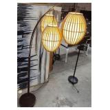 11 - LANTERN STYLE FLOOR LAMP (L26)