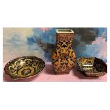 11 - PORCELAIN VASE & BOWLS (L203)