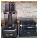 512 - CUISINART FOOD PROCESSOR W/ ACCESSORIES