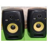 11 - KRK VXT PRO AUDIO REFERENCE SPEAKERS(P146)