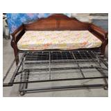 11 - TRUNDLE DAY BED WITH ONE MATTRESS -L280