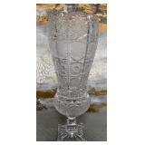 11 - VINTAGE CRYSTAL VASE 15'T (A16)