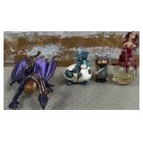11 - MIXED LOT OF COLLECTIBLE FIGURINES (P82)