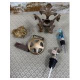 11 - MIXED LOT OF COLLECTIBLES (P81)