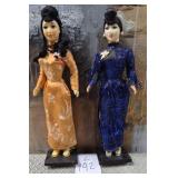 11 - PAIR OF VIETNAMESE WOMEN DOLLS (L192)
