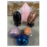 11 - ART GLASS & ROSE QUARTZ COLLECTIBLES