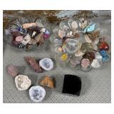 11 - COLLECTION OF CRYSTALS & STONES (P43)
