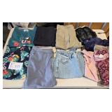 N1 - MIXED LOT OF CLOTHING (E113)