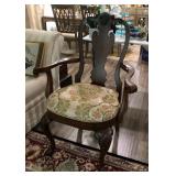 N4 - VINTAGE ARM CHAIR (AD47)
