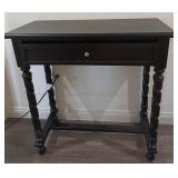 N4 - VINTAGE SIDE TABLE WITH DRAWER (AL18)