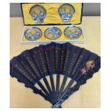 526 - 3 COLLECTOR PLATE SET WITH CLOTH FAN(525 8)