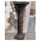 11 - DISPLAY PILLAR 40"T (J31)