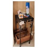 J1 - SIDE TABLE, BASKETS, FRAMED ART, TOWELS (M19)