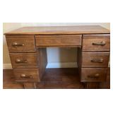 J1 - VINTAGE WOODEN DOUBLE-PEDESTAL DESK (R7)