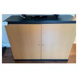 J1 - 2-DOOR CABINET (M21)