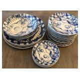 P - 24 PCS SALT & PEPPER HANDCRAFTED DISHWARE(A22)