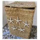 P - RATTAN HAMPER WITH LID (Y1)