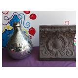 P - DECORATIVE VASE, ARCHITECTURAL DETAIL (N11)