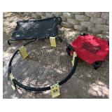 P - LOT OF THREE DOG BEDS (Y15)