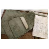 U - MIXED LOT OF FLOOR MATS/RUGS (M37)