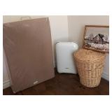 U - AIR PURIFIER, LAUNDRY BASKET, FRAMED ART (M4)