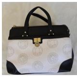 U - ANNE KLEIN HAND BAG
